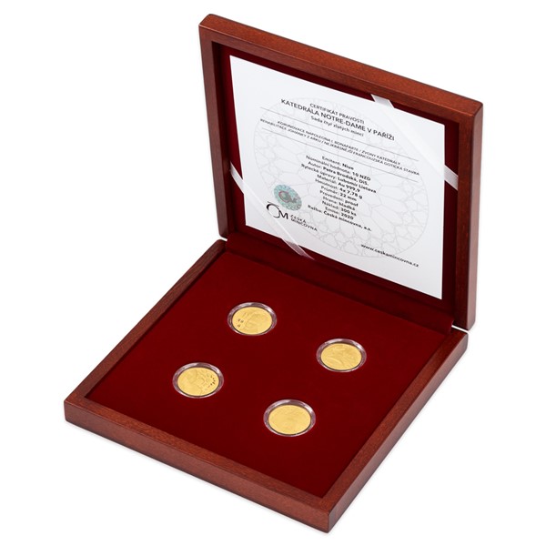 Sada čtyř zlatých mincí Katedrála Notre-Dame v Paříži proof